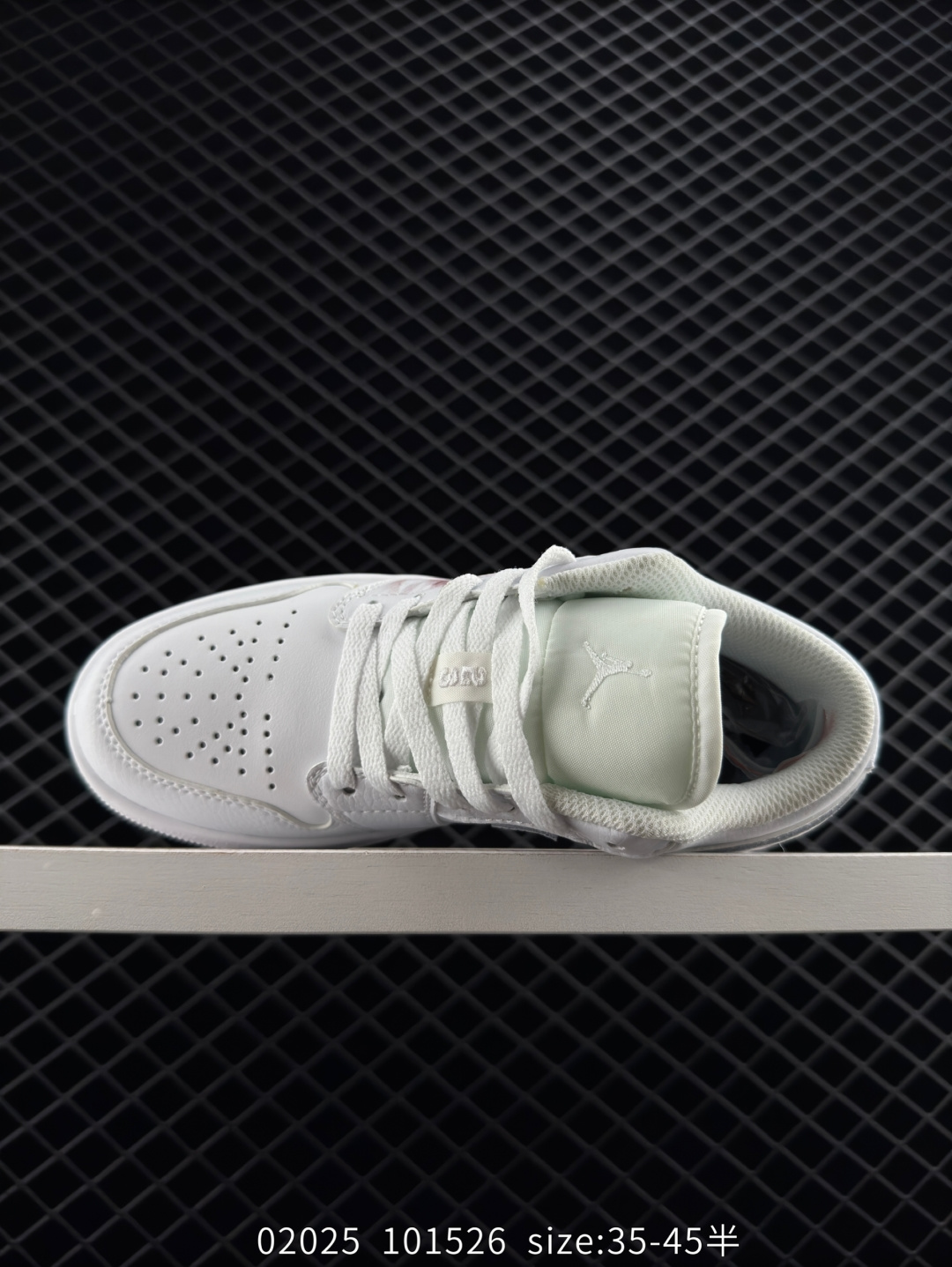 Air Jordan 1 Low “Black Toe”